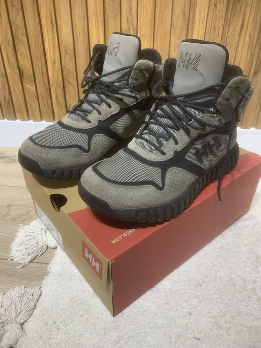 Зимове взуття Helly Hansen