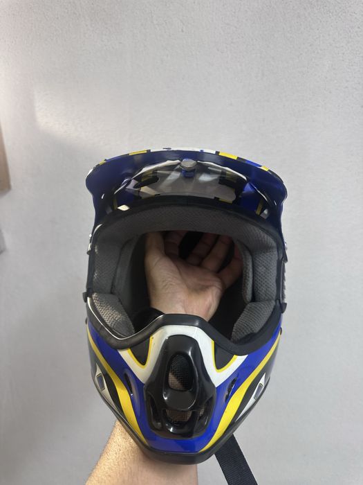 Capacete impecavel     L