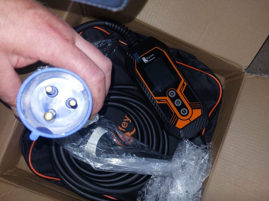 Зарядка Зарядний пристрій для електромобіля електрички код 64487