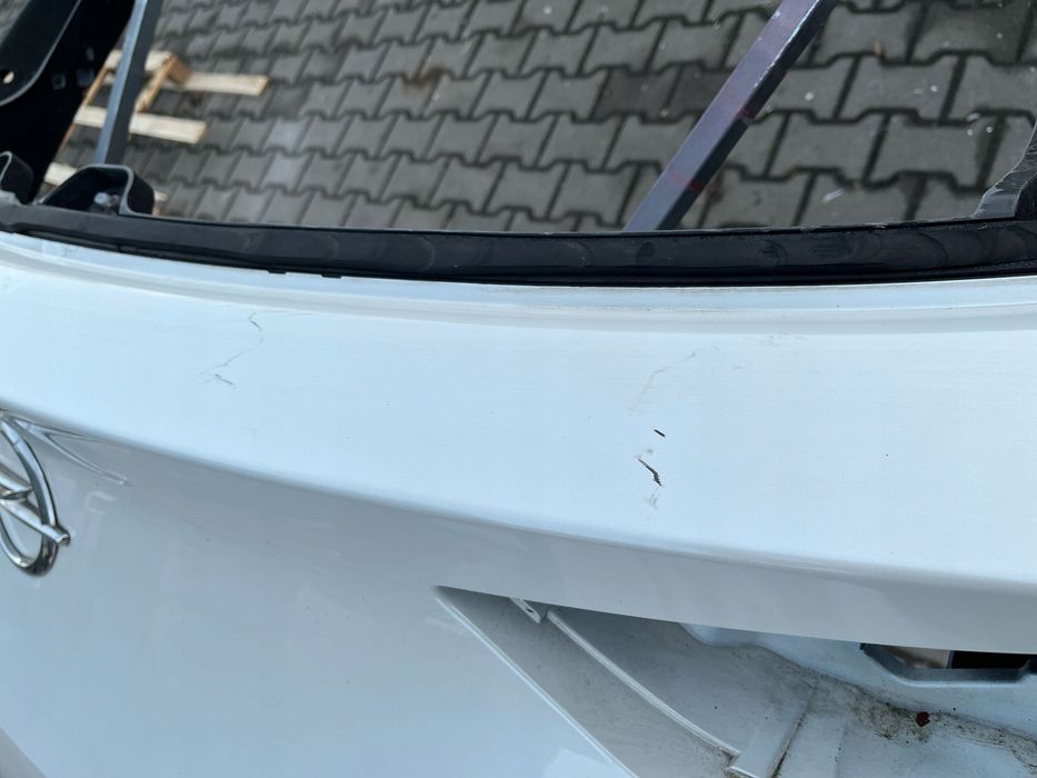 Klapa bagażnika Tył Opel Grandland X YP00024780