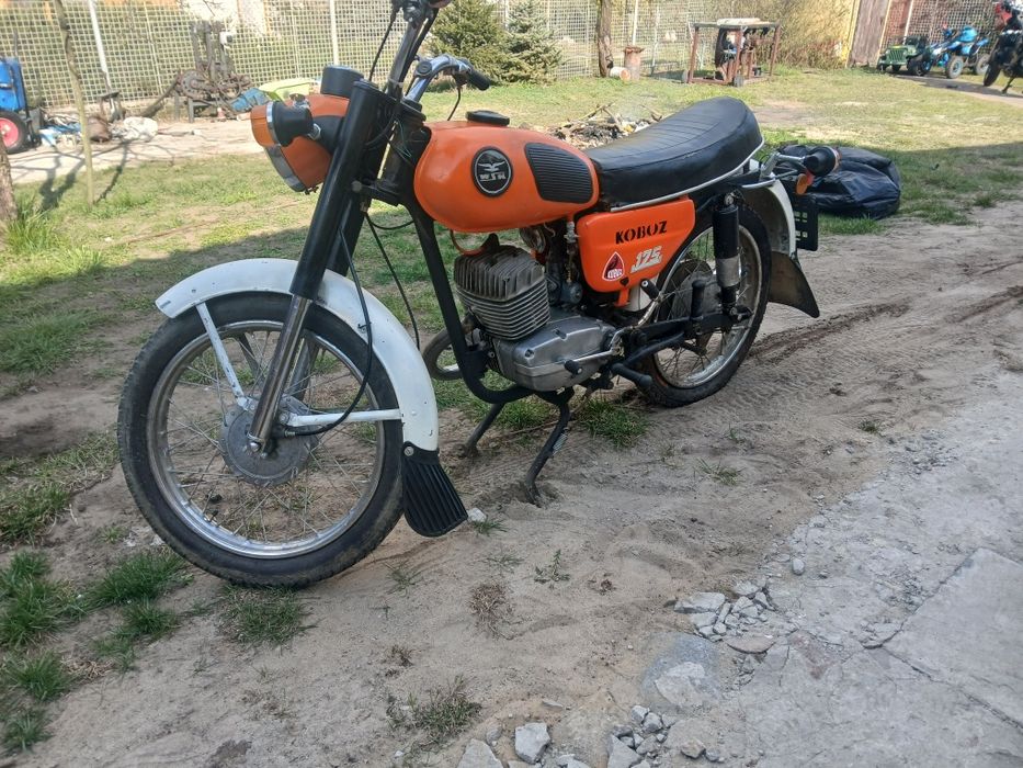 Wsk 175 Kobuz nie Wsk 125 Wfm