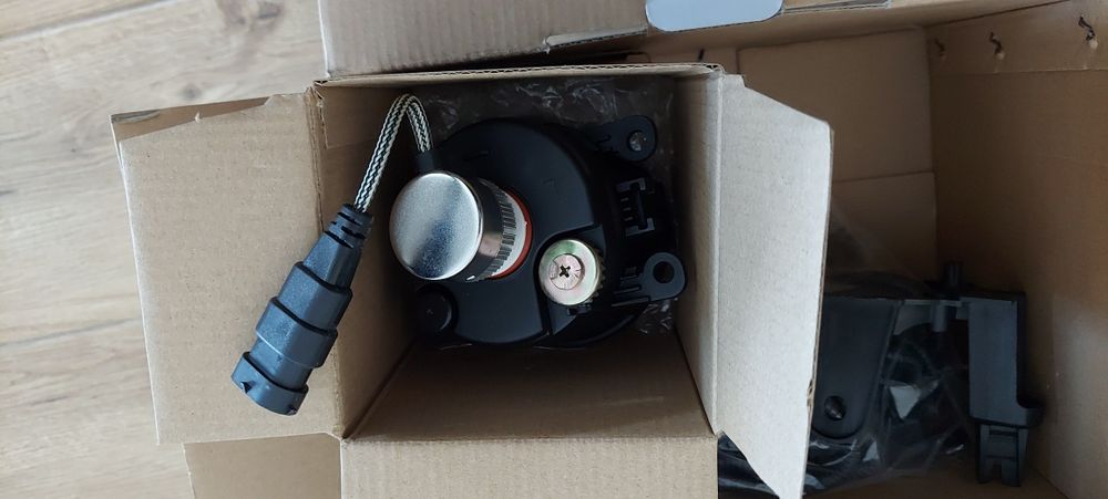 Протитуманні передні ліхтарі Nissan Leaf 2015