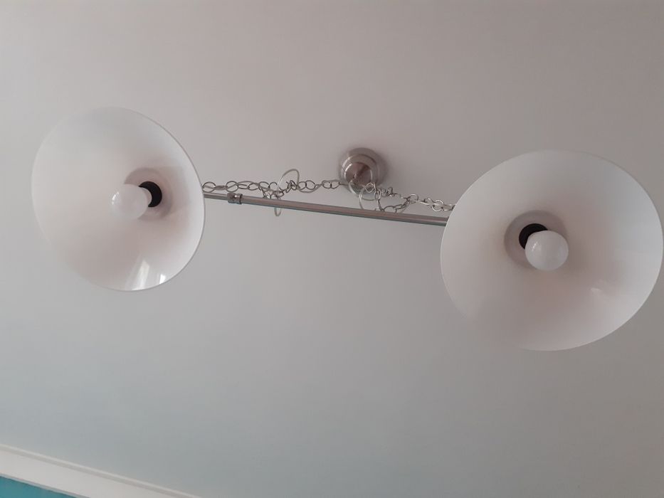 Candeeiro de teto para escritório ou sala