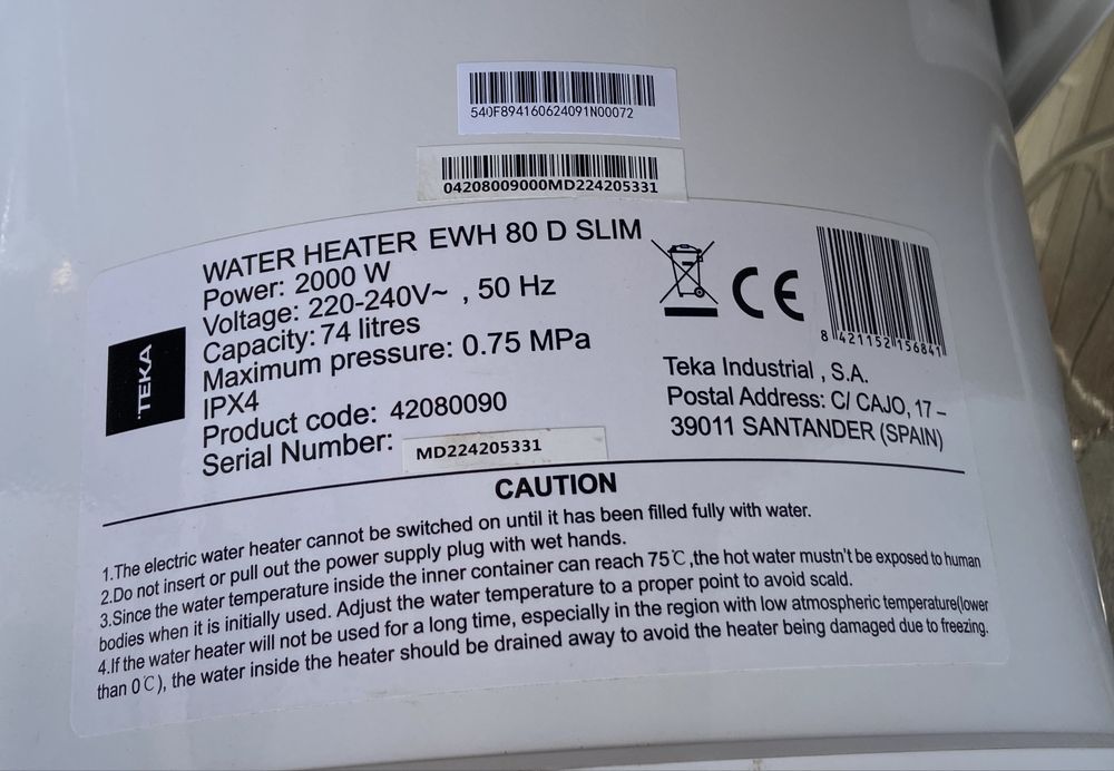 Termoacumulador Teka slim 80L avariado