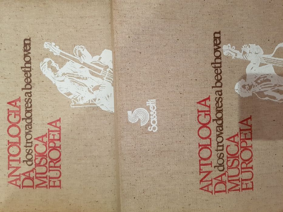 Vinil,Antologia da Musica Europeia nove volumes cerca de 80 LP,s novos