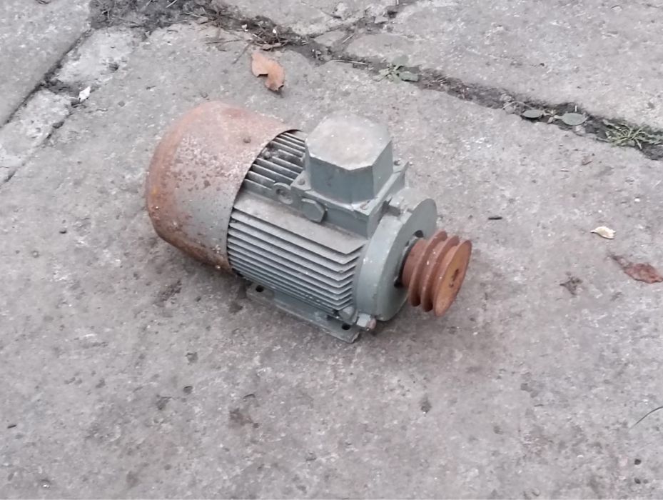 Продам електродвигун СССР
