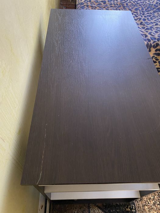 Продам сучасний стіл письмовий