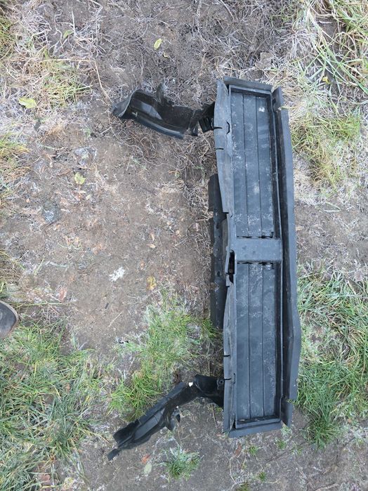 wlot żaluzja kierownica powietrza BMW X1 U11 nowa