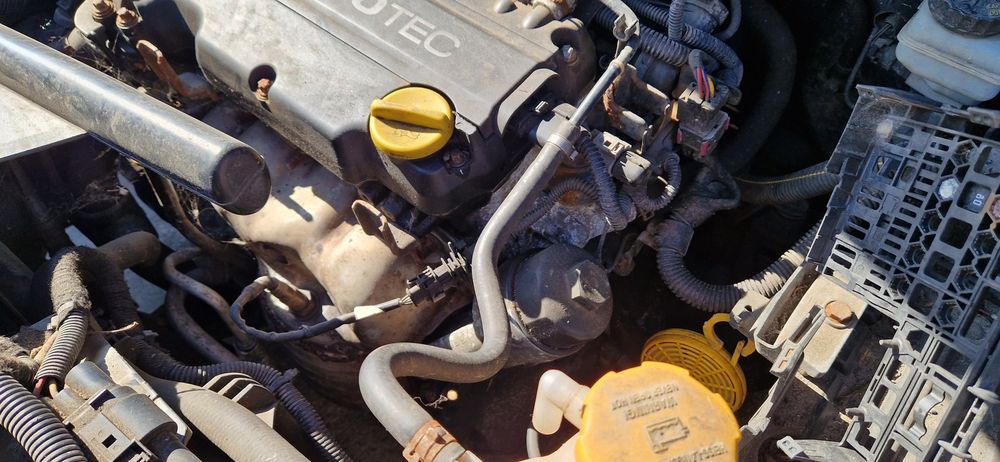 Silnik Z12XEP Corsa D 06-14r 164tkm BDB STAN