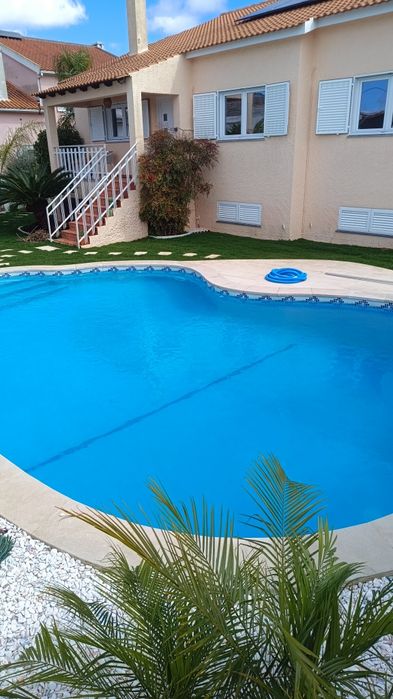 Limpeza e manutenção de piscinas!