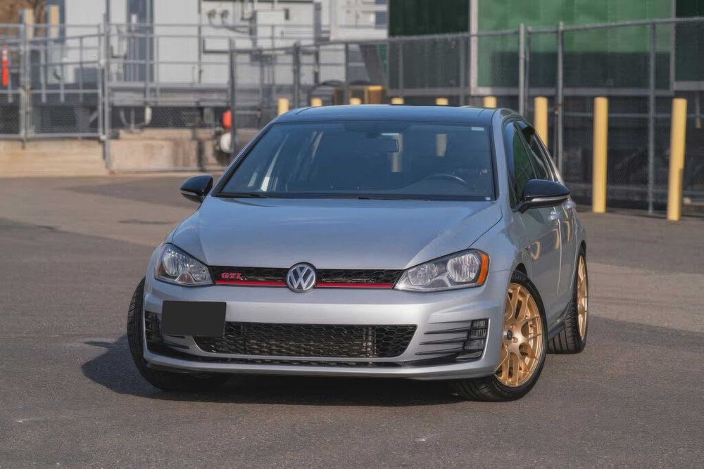 Volkswagen Golf GTI      2016