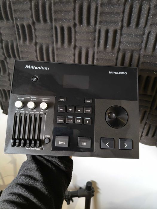 Bateria eletrônica MPS850