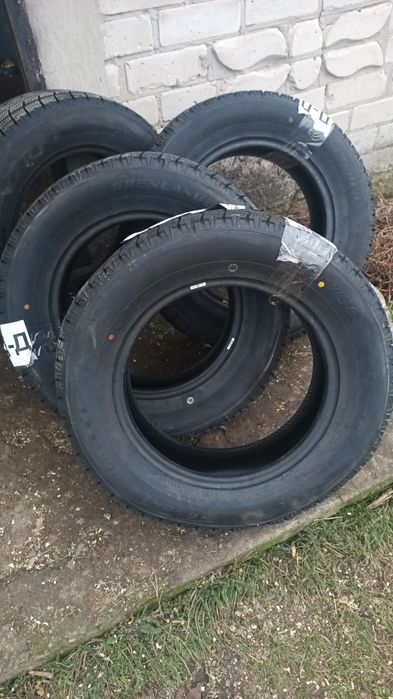 Срочно продам гарну автівку