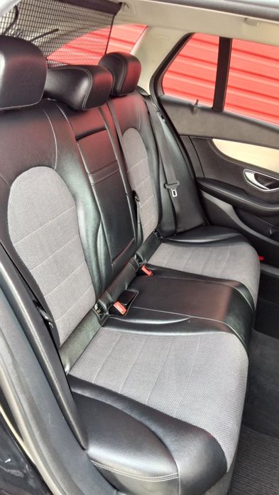 Mercedes-Benz C 220 — fotografia 9