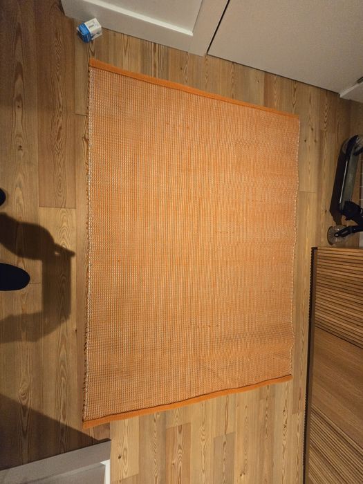 Vendo tapete fino laranja "seco" 173*128 cm