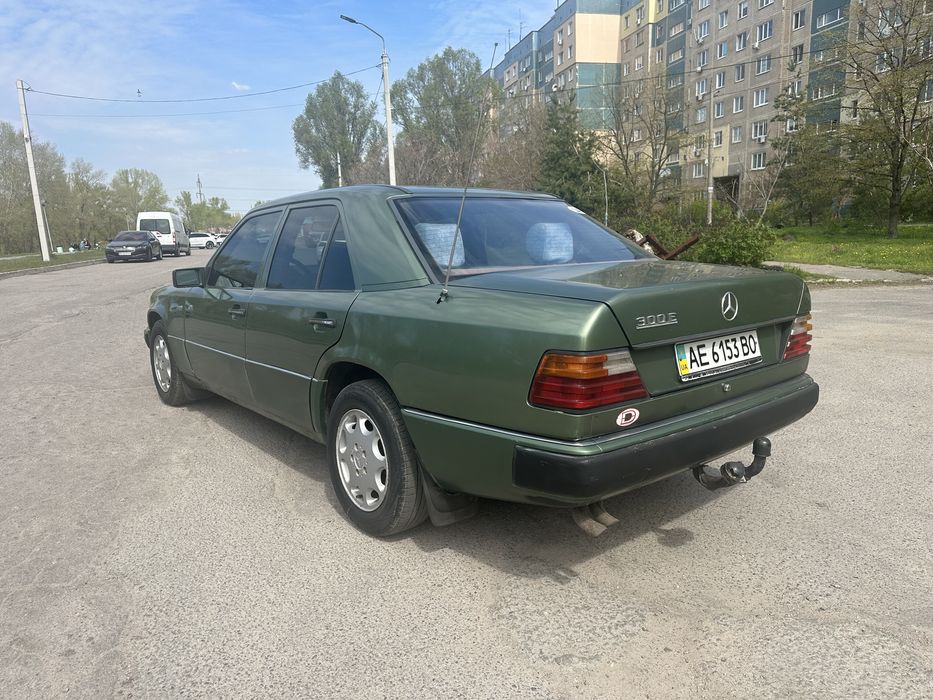 Mercedes Benz E W124