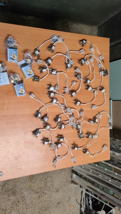 Oprawa lampki Apollo model J100 antyczny mosiądz z zasilaczamil