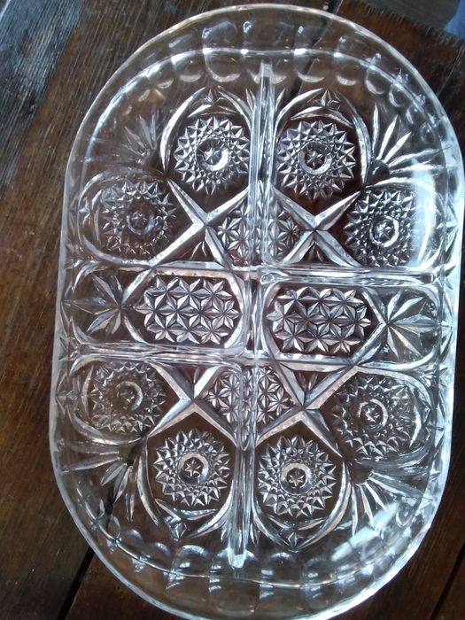 Блюдо . Диаметр 30,5 см