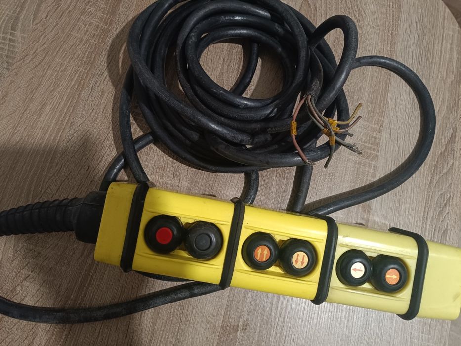 Kaseta sterownicza KS-3, sterująca do suwnicy, dźwigu itd