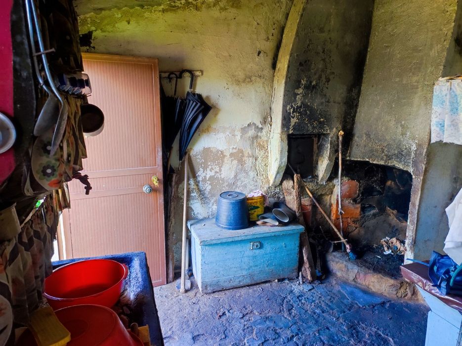 Quinta 7400m2 em Resende com vista para Rio Douro