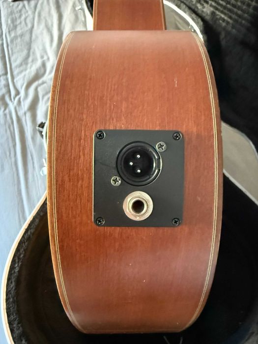 Guitarra electro clássica La Alpujarra 90 concert maciza