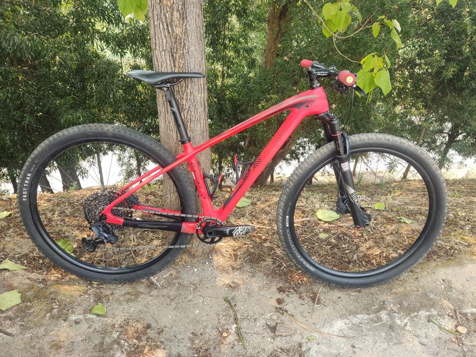 Bh ultimate rc 29 s com rodas carbono