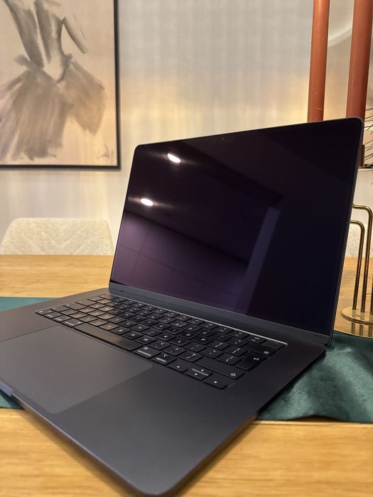 APPLE MACBOOK AIR 15,3" 2941 | M1 8core | 8GB | 256GB SSD | VAT