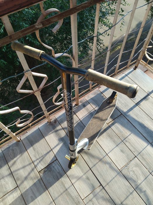 Самокат explore storm