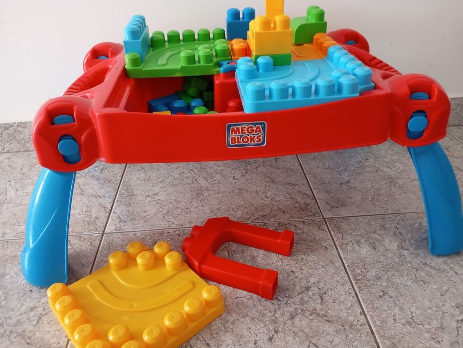 Mega Blocks - mesa de jogo de encaixe - 58*40 cm