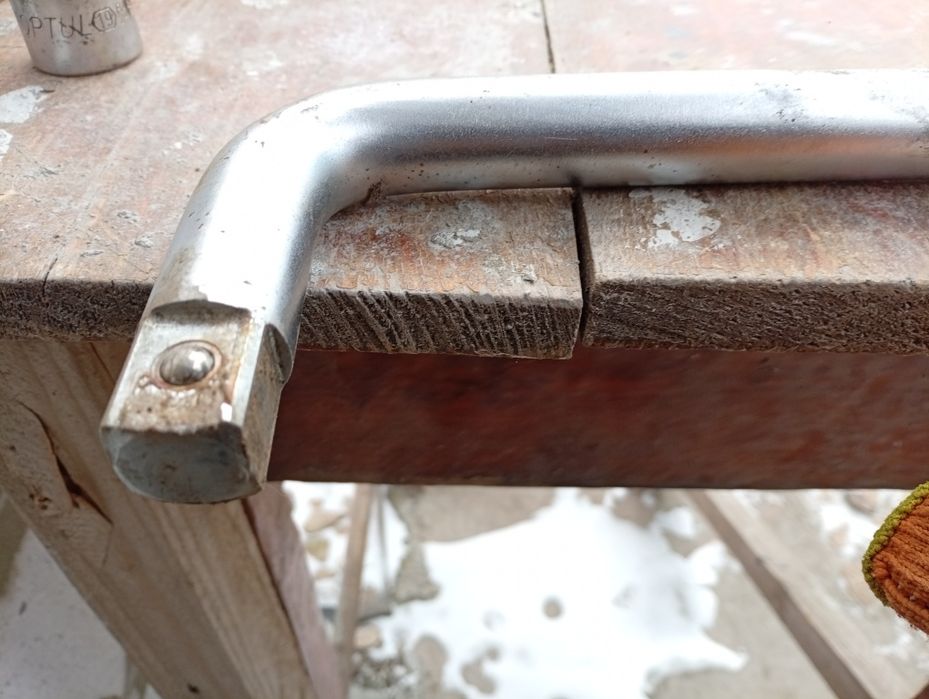 Трещітка і вороток з головками