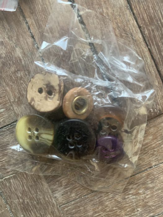 Botões antigos varios