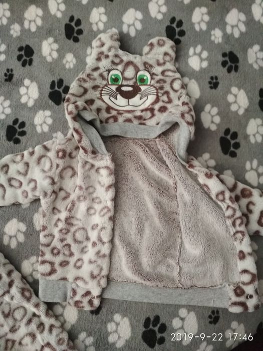 Продам тёплый костюмчик