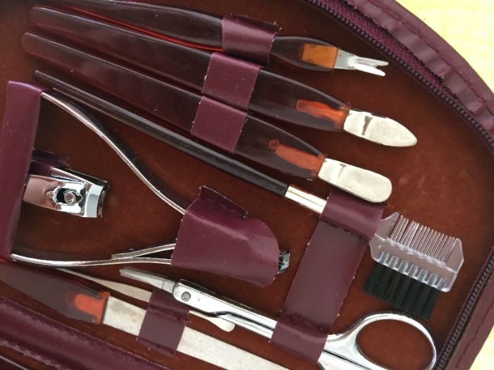 Estojo de cuidados de corpo em pele