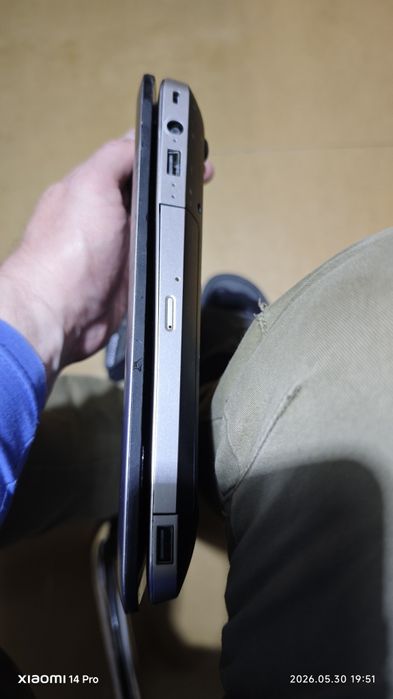 HP ноутбук на запчастини.
