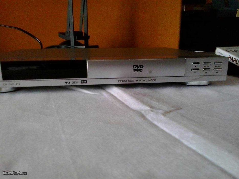 variedade de DVD-filmes também leitores de DVD para reparação