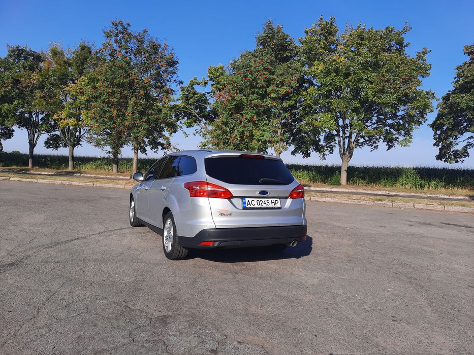 Форд фокус 2016рік універсал 2.0 дизель