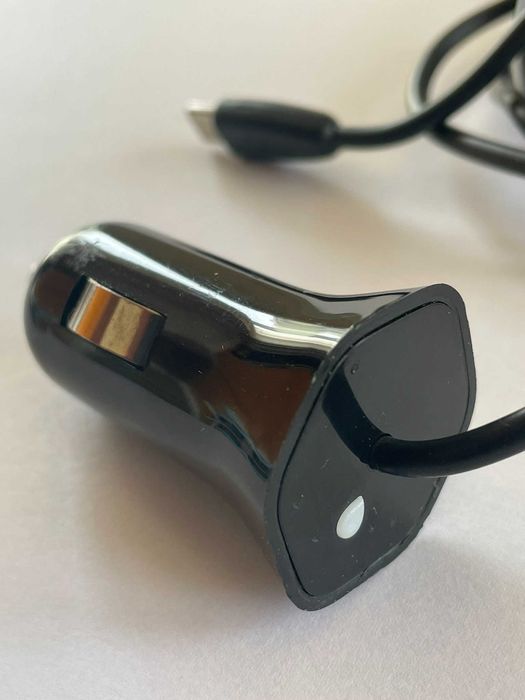 Carregador isqueiro para telemóvel micro-USB