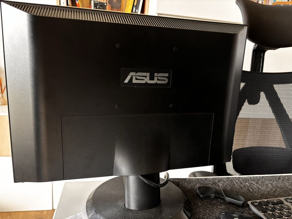 Monitor Asus VW192 15”