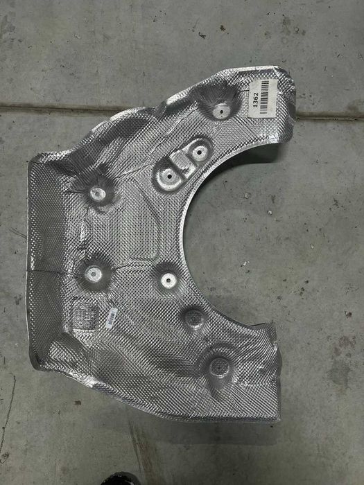Теплоізоляція  моторного відсіку BMW G05,F95, G06, F96, G07, XM G09