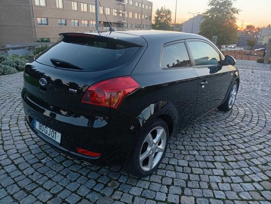 Kia ceed 2008 1.6crdi