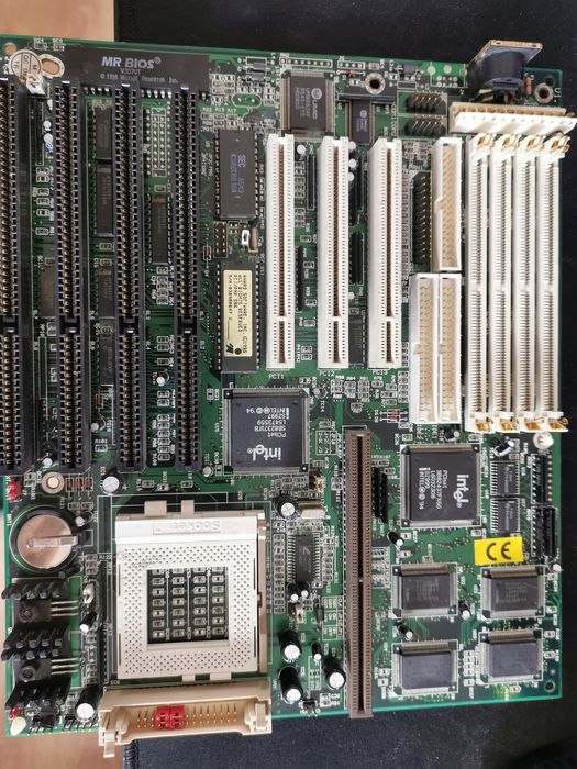 Motherboard socket 7514244885727170560