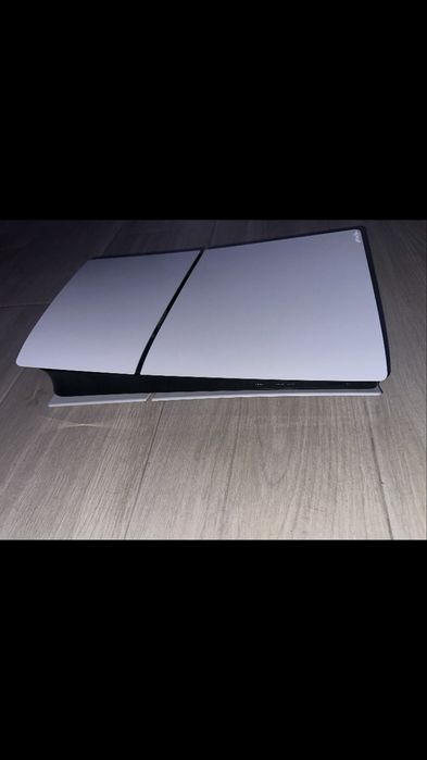 Ps5 slim 1TB c/ comando