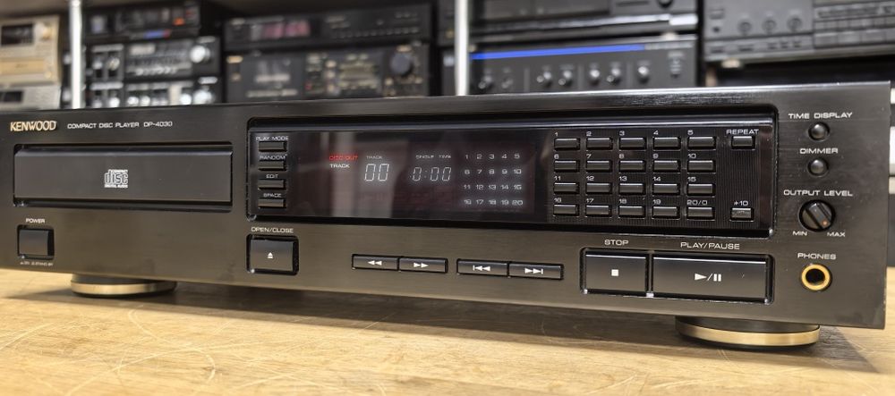 CD програвач Kenwood DP-4030