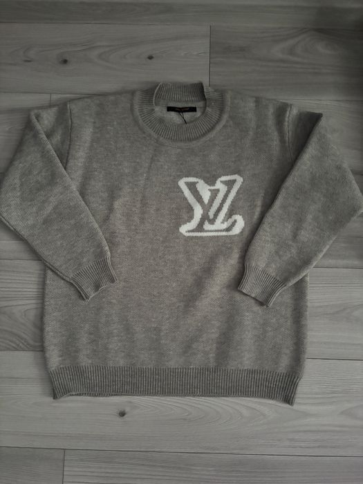 Szary sweter louis vuitton