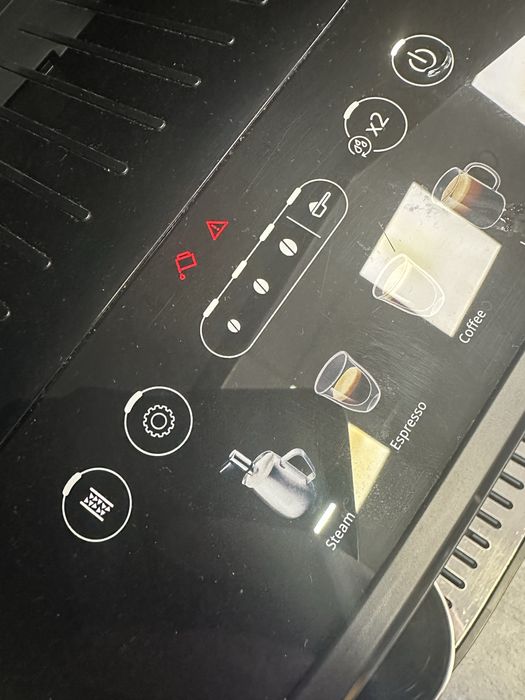 Sprzedam ekspress De Longhi