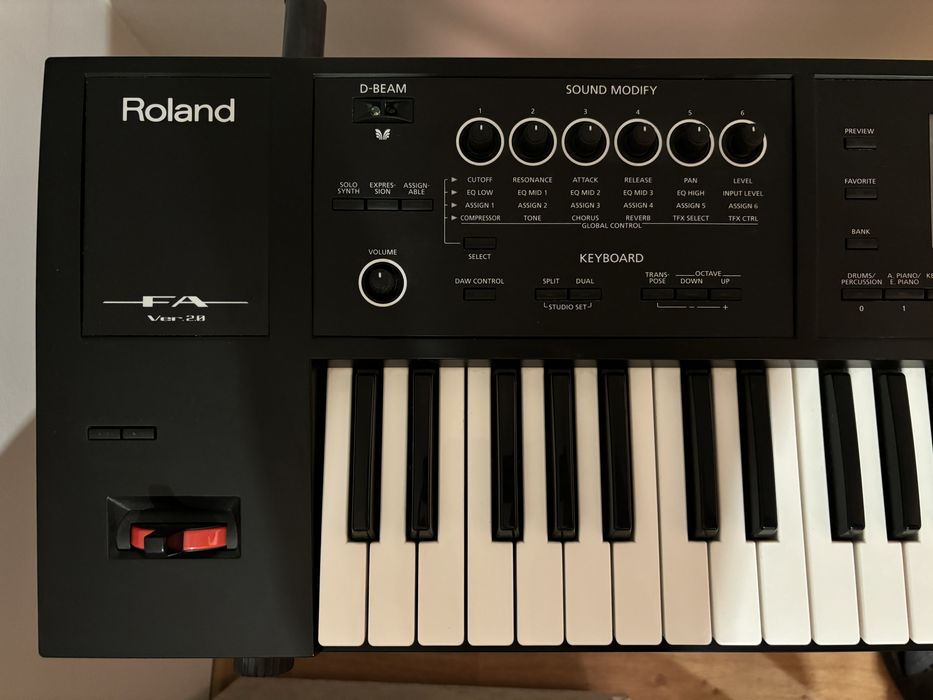 Syntezator Roland FA 06 ver. 2.0
