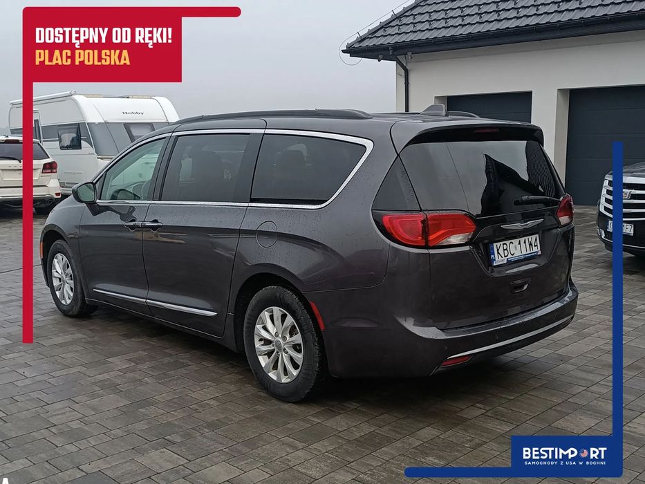 Chrysler Pacifica wersja Touring L 3,6L V6 PENTASTAR 2019 7-osobowa FAKTURA 23%