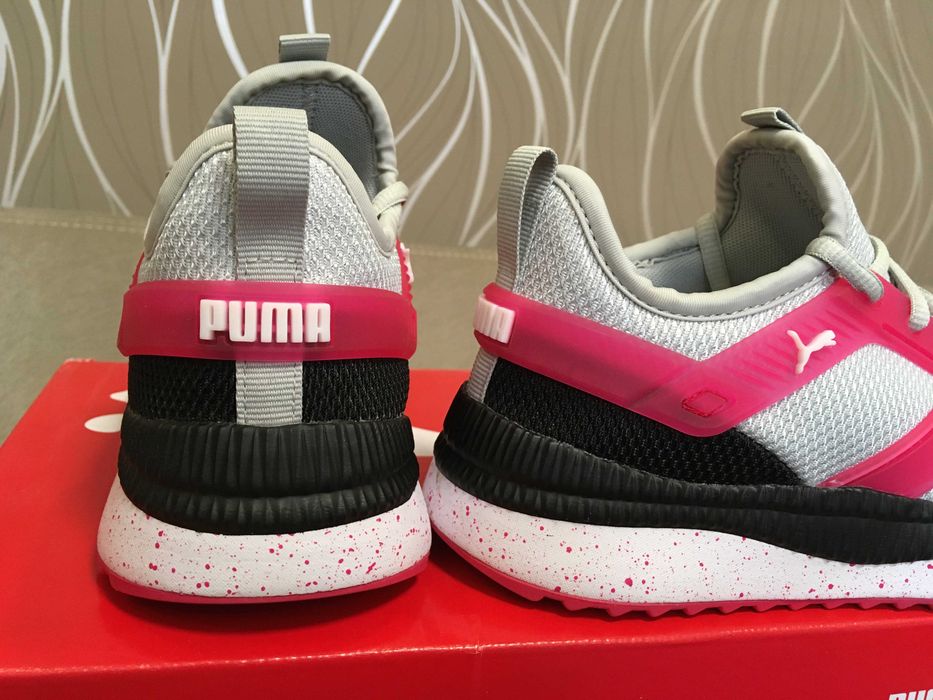 Кросівки PUMA ОРИГІНАЛ із USA розмір 37,5-38 устілка 23,5 см