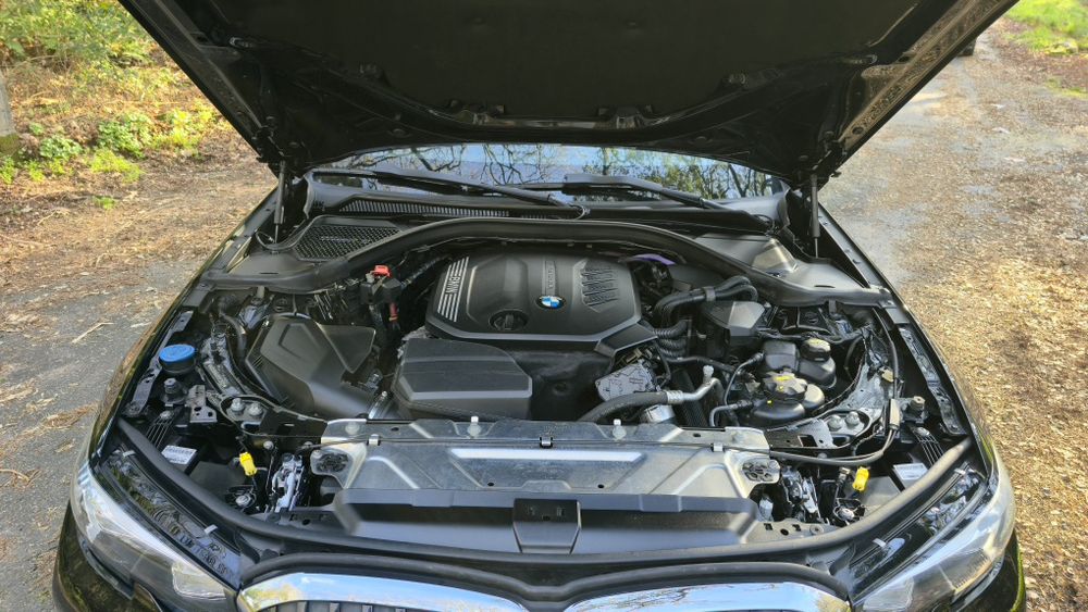 Bmw G21. 316d mid hybrid  2021