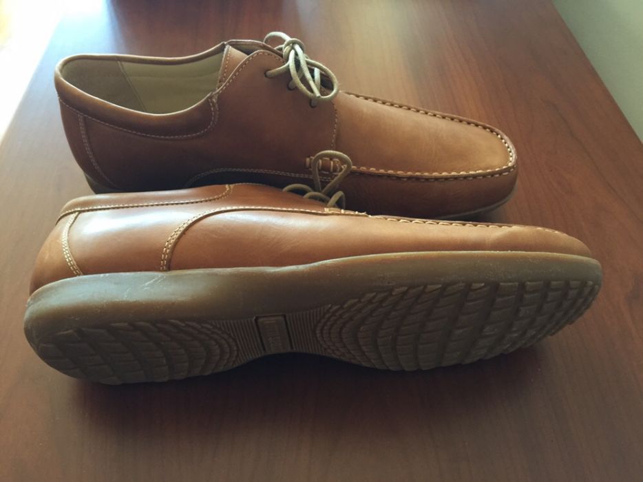 Sapatos novos Massino Dutti